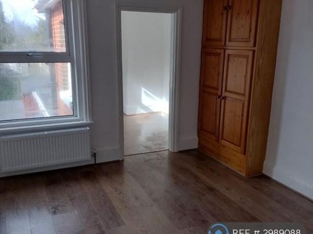 Tremona Road, Southampton, SO16 3 bed semi detached house to rent £1,425 pcm £329 pw