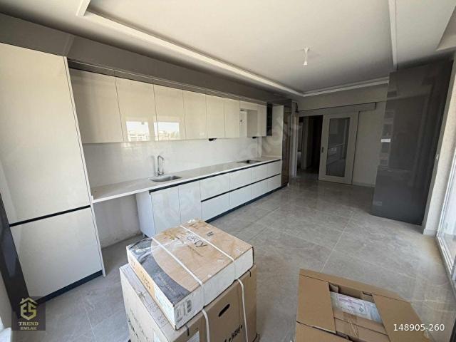 TREND EMLAKTANSIFIR KİLERLİ GENİŞ ULTRA LÜKS 4+1 DAİRE