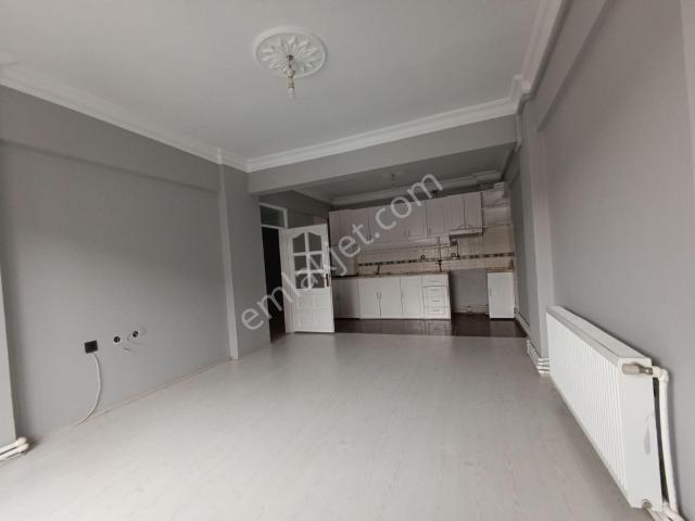 Trend Gayrimenkul'den Ünye Saraçlı Mah 3+1 Doğalgazlı Kiralık