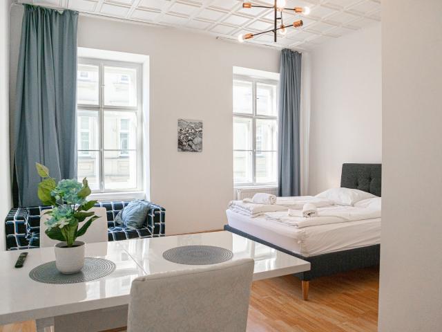 Trendy, Cozy Apartment with Amazing View