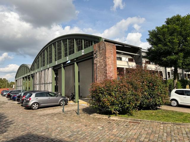 Trendy and very quiet design apartment in a historic train depot Wild 13, Dusseldorf Amsterdam Apartments for Rent