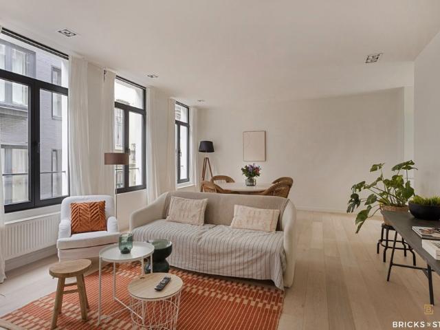 Trendy bemeubeld appartement op toplocatie