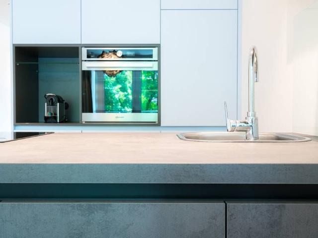 Trendy business apartment with walk in wardrobe, aircon and private terrace, Vienna Amsterdam Apartments for Rent