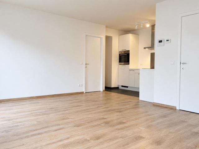 trendy two bedroom apartment on Paleisstraat