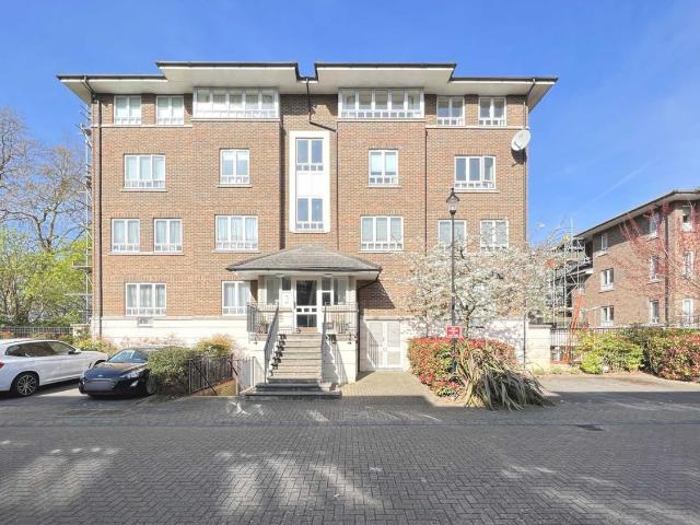 Trent House, May Bate Avenue KT2, 3 bed flat to rent, £4,000 pcm | PrimeLocation