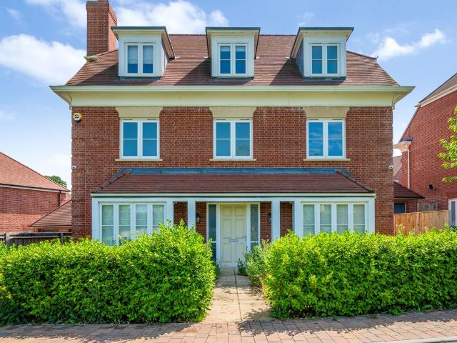 Trent Park, Barnet, Hertfordshire EN4, 5 bed property to rent, £5,500 pcm | PrimeLocation