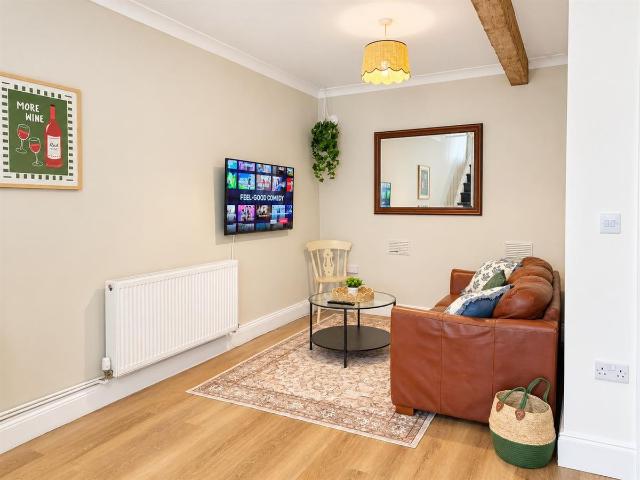 Trent Road, Nottingham NG2, 2 bed terraced house to rent, £975 pcm | PrimeLocation