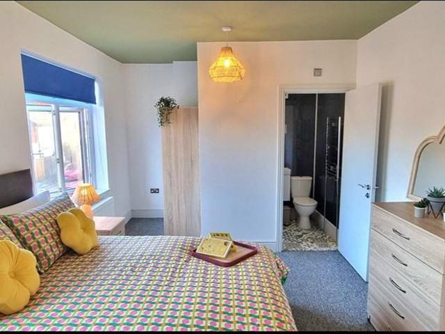 Trent Road, Beeston, Nottingham, NG9 1 bed in a house share to rent £600 pcm £138 pw