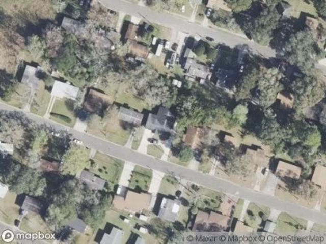 Trenton Dr N