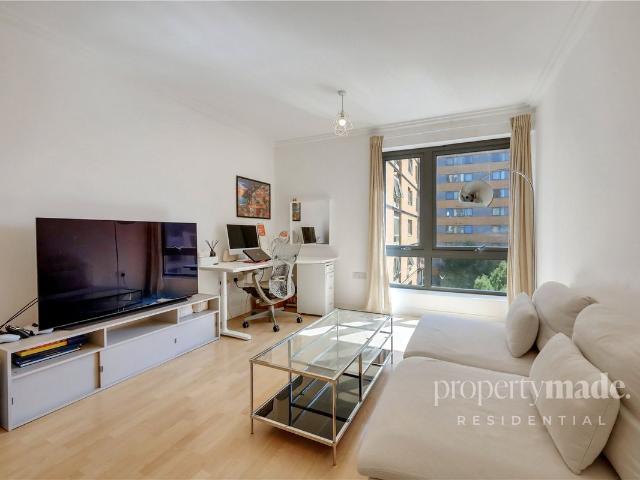 Trentham Court, Victoria Road, Acton W3, 1 bed flat to rent, £1,800 pcm | PrimeLocation