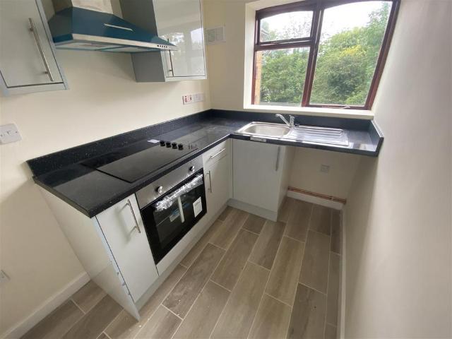 Trentham Road, Stoke On Trent ST3 1 bed apartment to rent £525 pcm £121 pw