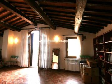 Trequanda comune situato al confine tra la Val d’ Orcia e le. 90m² Trequanda