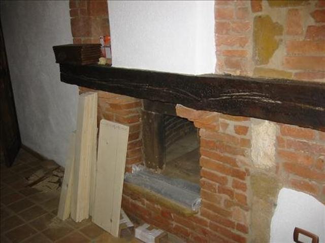 Trequanda centro storico vendesi terratetto completamente ri. 170m² Trequanda