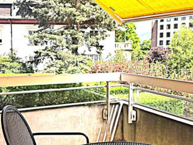 Très beau 5.5 pièces entièrement meublé avec balcon au Petit Saconnex Genève