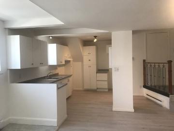 Très beau grand 4 1/2, Beauport, Libre Rénové