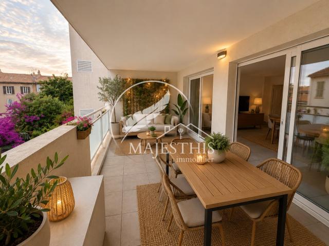 TRES BEAU T3 DE 94 m2 Centre ville GARAGE ET TERRASSE