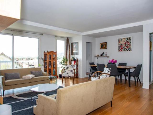 Très beau F4 90m2 3 chambres Box Cellier