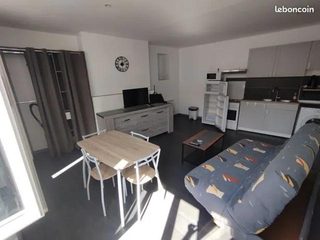 Très beau studio meublé à RIOM