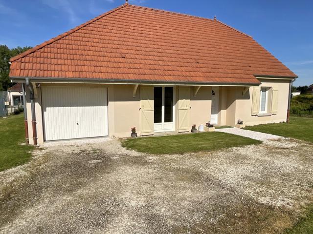 Trés Beau Pavillon De Plain Pied, 3 Chambres avec Garage