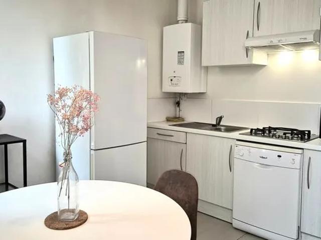 Très beau T2 en duplex 51m2 Bordeaux Bastide