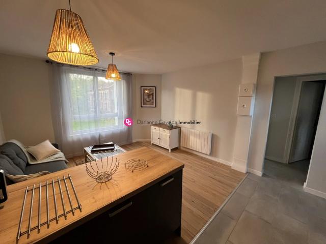 Très beau T2 meublé
