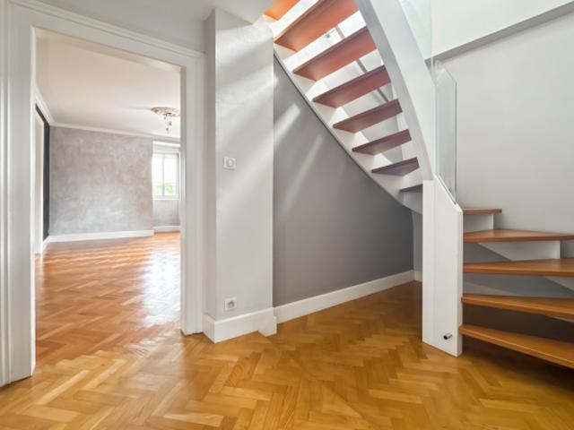 TRÈS BEL APPARTEMENT 6 PIÈCES