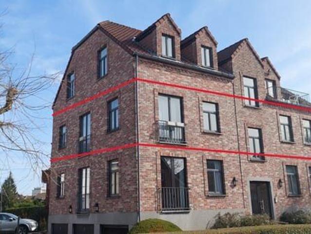 Très bel appartement 124 m² avec 2 chambres + garage et cave