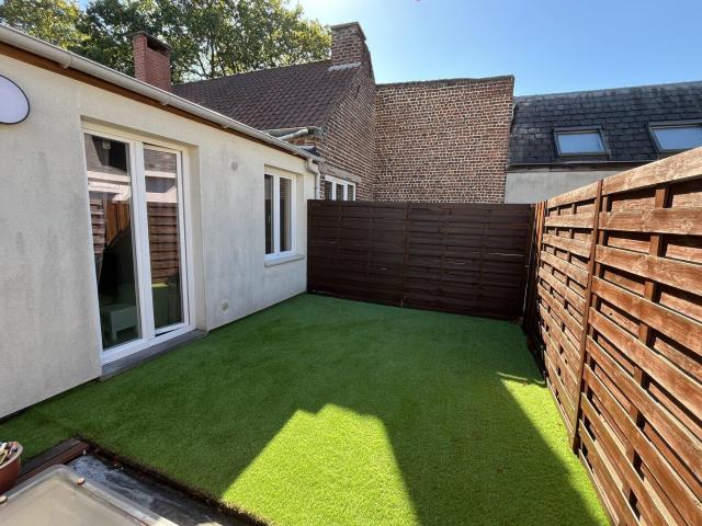 Très bel appartement 1 chambre rénové avec terrasse 14 m²
