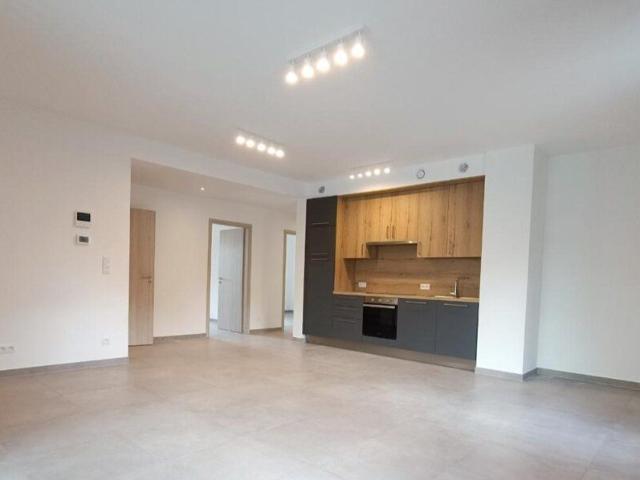 Très bel appartement 2 chambres + bureau
