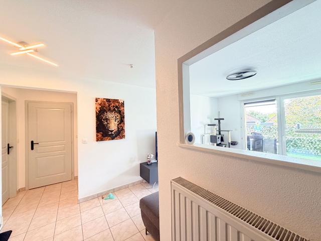Très bel appartement 2 pièces avec terrasse et garage