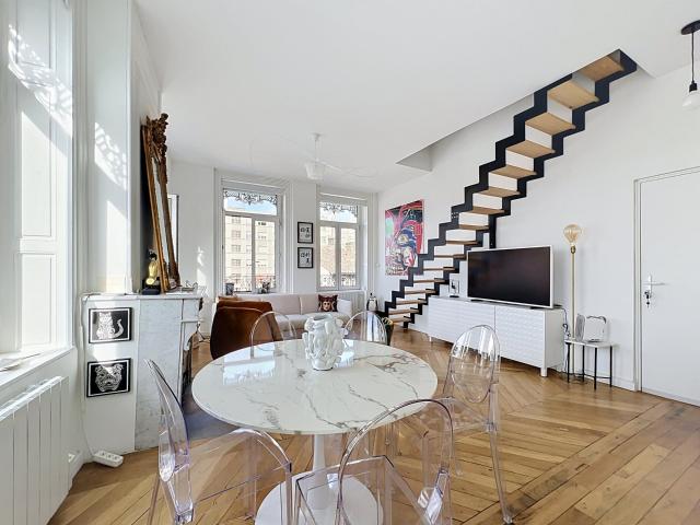 Très bel appartement T3 Duplex en hyper centre de Villefranc. 63m² Villefranche sur Saône