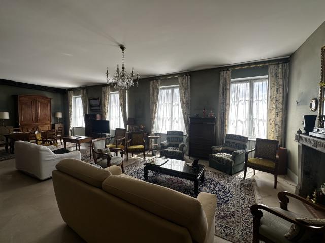 Très bel appartement de 197 m2 en plein coeur de Nevers