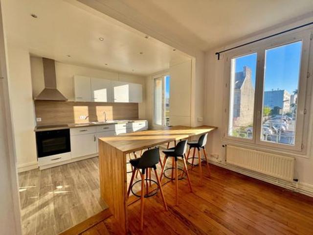 Très bel appartement F3 de 75 m² à 2 pas du centre ville