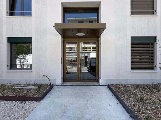 Très bel appartement neuf avec balcon au coeur des 3 Chênes. Comptoir Immobilier