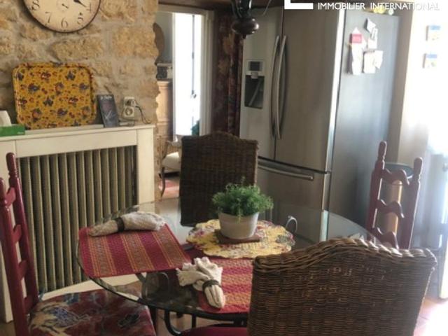 Très belle maison 4 chambres et 4 salles d'eau au cœur de Montignac !