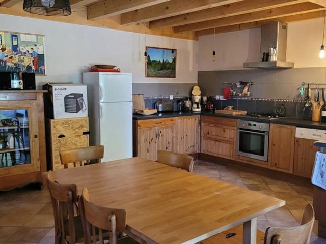 Très belle ferme rénovée en pierres Le Mazet St Voy