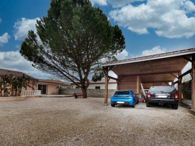 Très belle propriété Maison 8 pièces + 4/5 studios