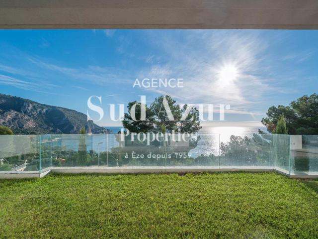 Très belle villa contemporaine en bord de mer – À personnali. 400m² Eze