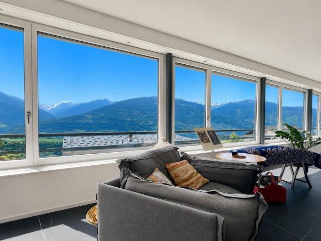 Très belle villa d'architecte de 4.5 pièces à louer à Savièse