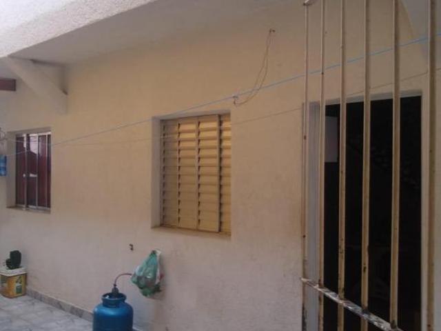 Três casas a venda no mesmo terreno, 1 casa térrea e 2 sobrados, excelente imóvel para renda,Jardi