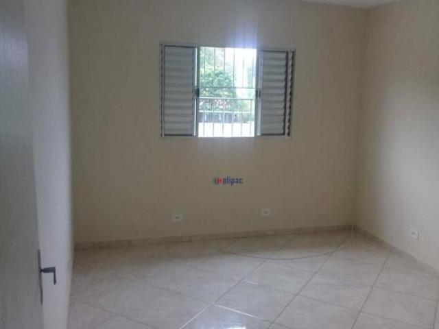 Três casas residenciais e um salão comercial em um terreno de 125,00ms2 Jardim Paraventi Guarulh
