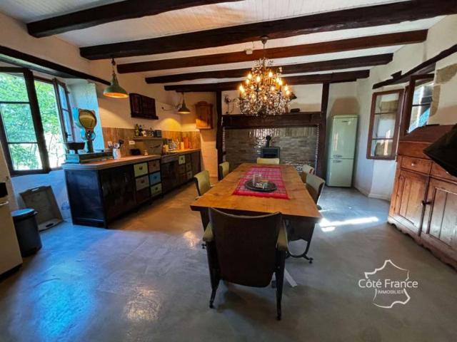 Très charmante maison de village à Bagnac sur Célé 46270 dan