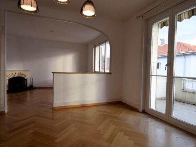 Très grand et lumineux 3.5 pièces avec grand balcon