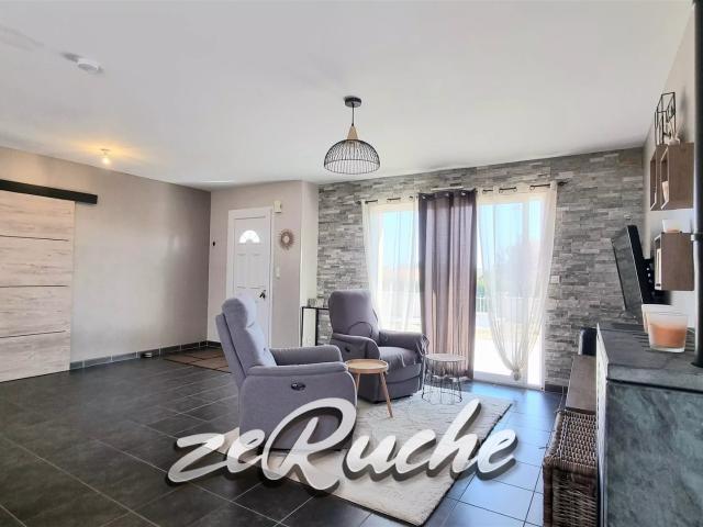 Tres Jolie Maison De 2010 148m² Croisilles