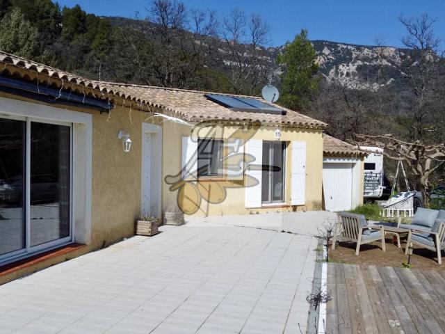 Très jolie villa de plain pied 113m² Bargemon