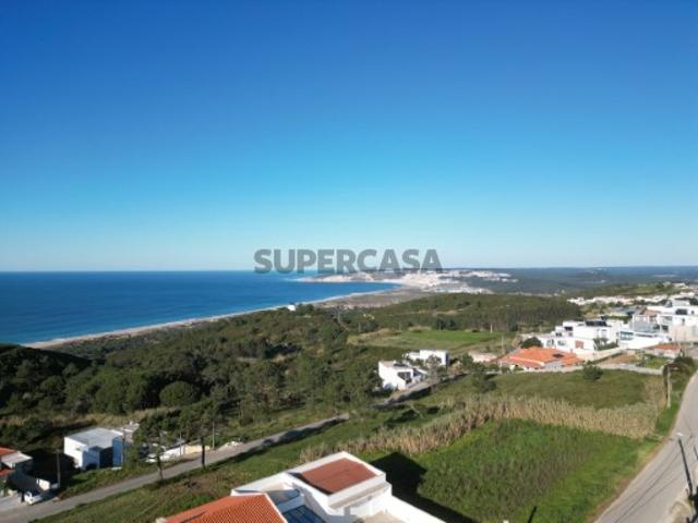 Três lotes com Projeto Aprovado na Serra da Pescaria, Nazaré