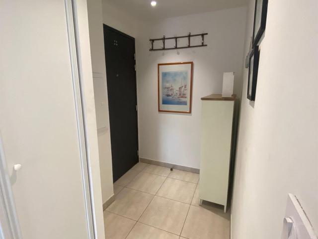 Très rare, spacieux T3 récent avec grande terrasse vue mer s. 86m² Marseille 7ème