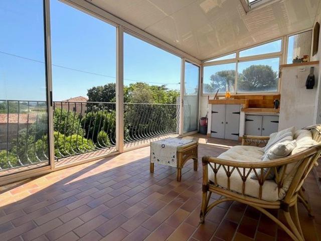 TRES RARE T4 135m² avec jardin + Terrasse + Garage POUSSAN