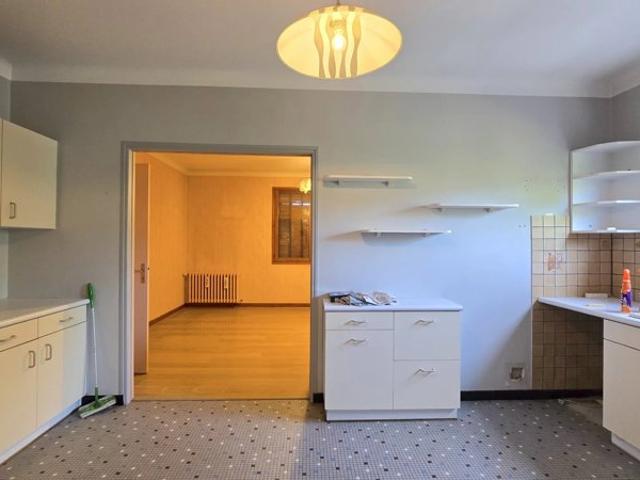 TRESSERVE MAISON 7 PIECES DE 145M2