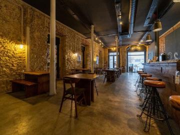 Trespasse | Bar / Cervejaria / Restaurante em Pleno Funciona. 160m² Arroios